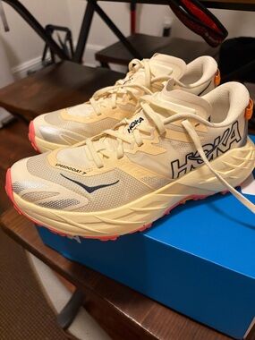 Hoka Speedgoat 7 Trail Shoes - Cream with Coral and Navy Accents